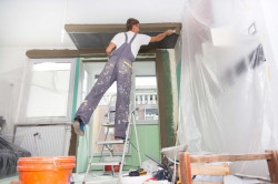 Artisan pour la création d'un plafond suspendu
