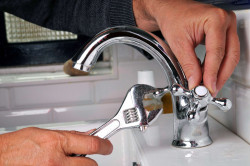 Plombier et installateur sanitaire  